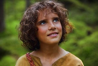 Ronja, dcera loupežníka: Seriálová adaptace knihy Astrid Lindgrenové v první upoutávce